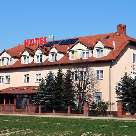 Hotel Jan Zgorzelec Bagian luar foto