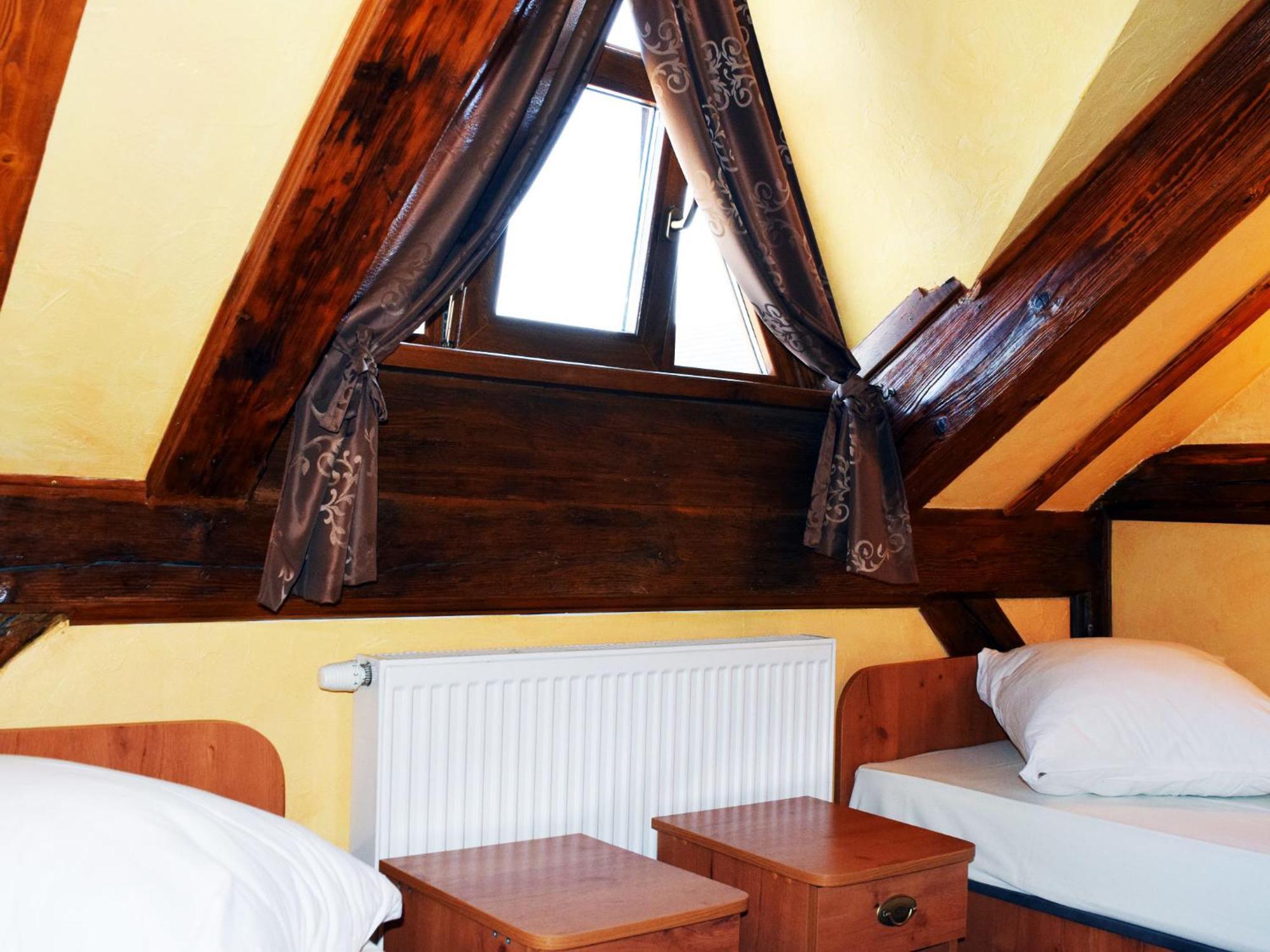 Hotel Jan Zgorzelec Ruang foto