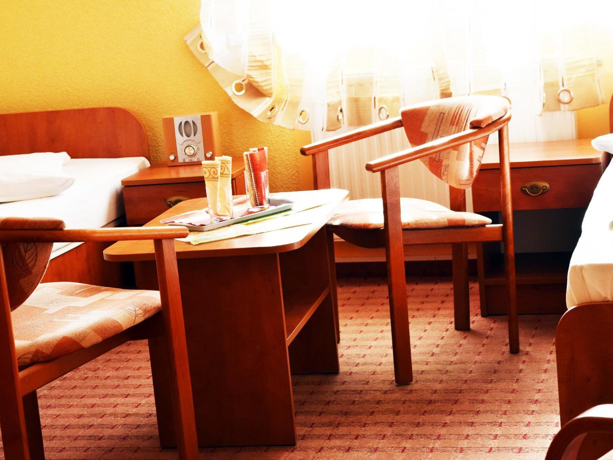 Hotel Jan Zgorzelec Ruang foto