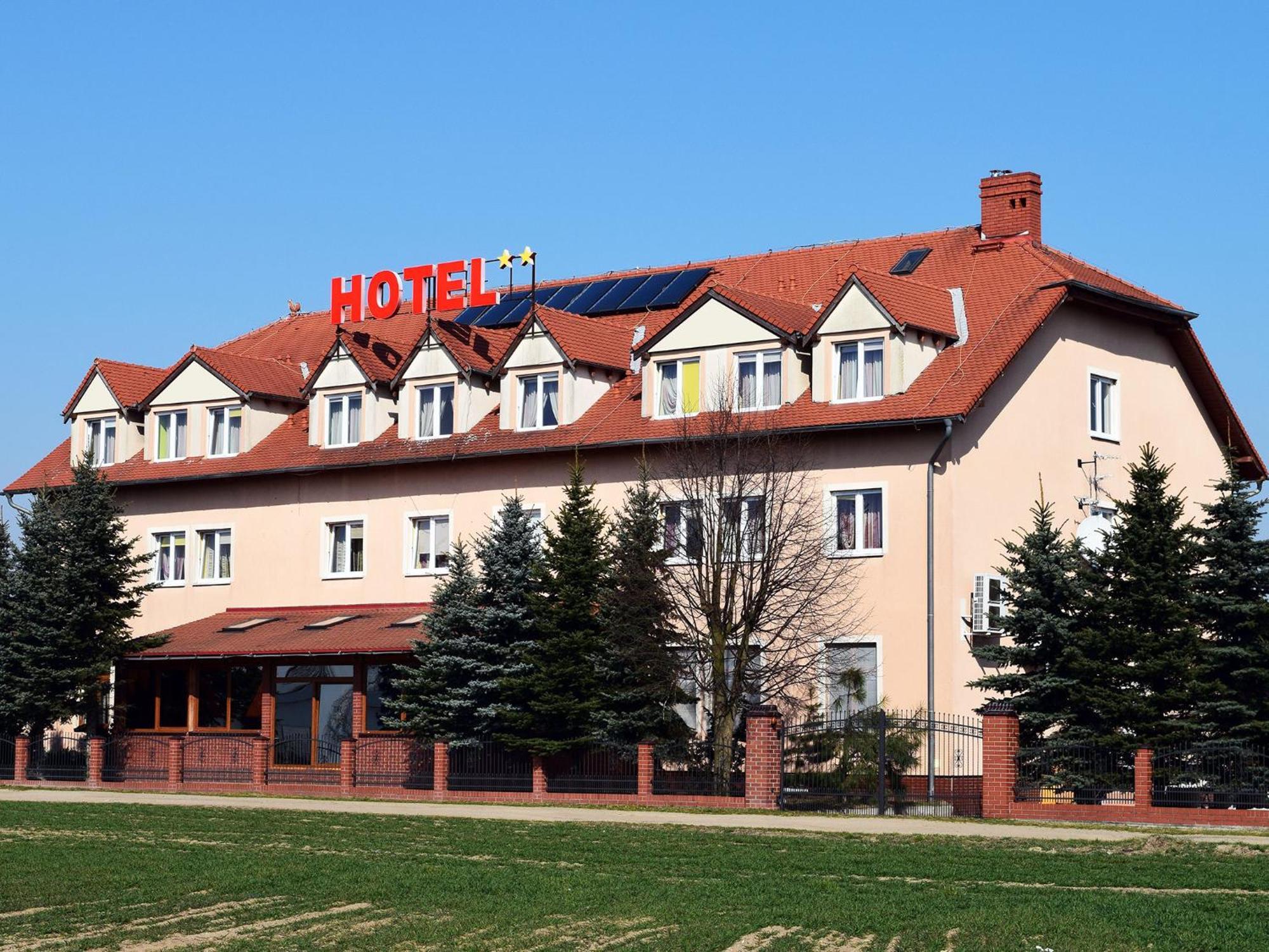 Hotel Jan Zgorzelec Bagian luar foto