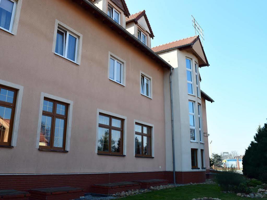 Hotel Jan Zgorzelec Bagian luar foto